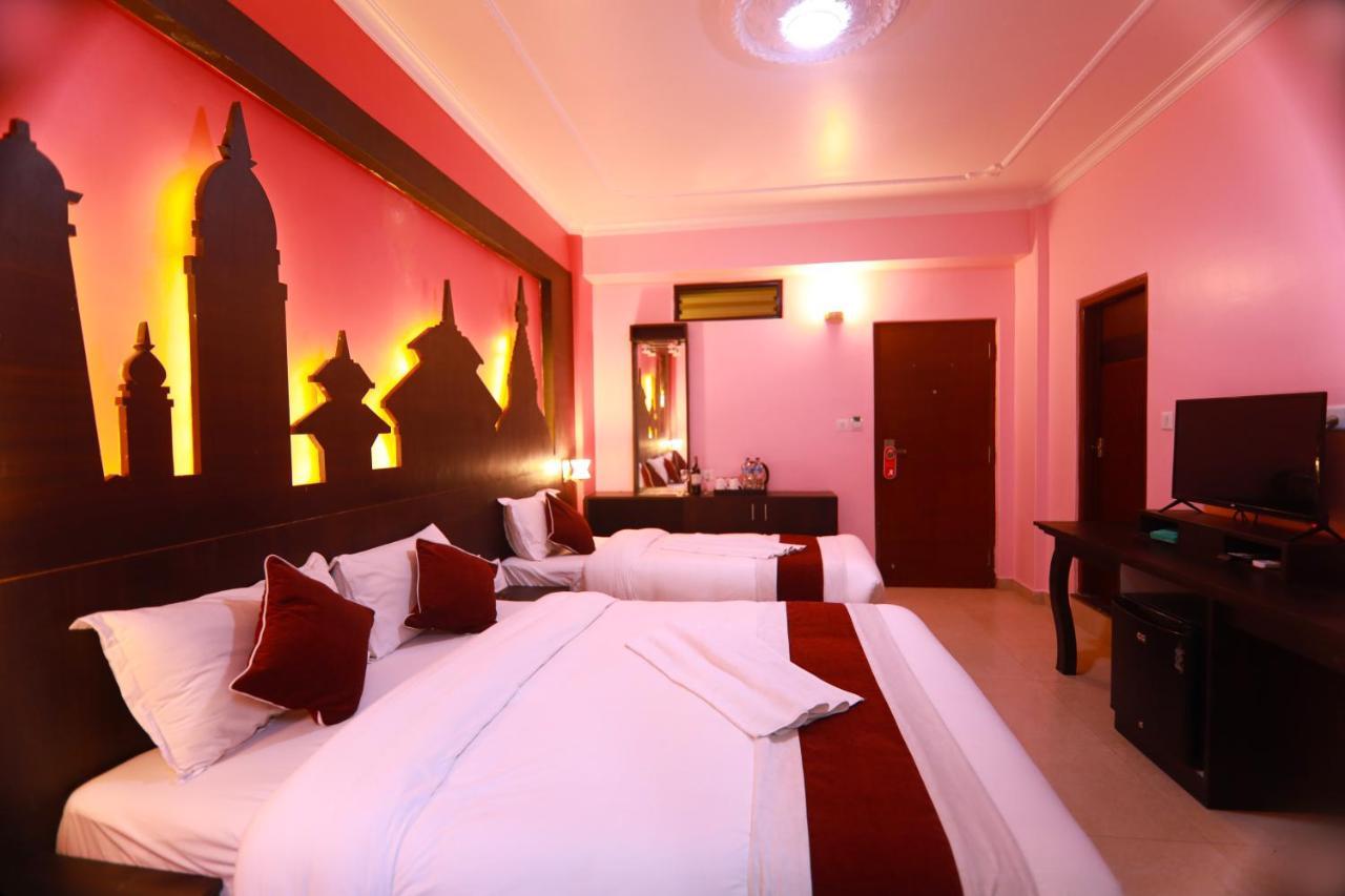 Hotel Task International Pokhara Eksteriør billede