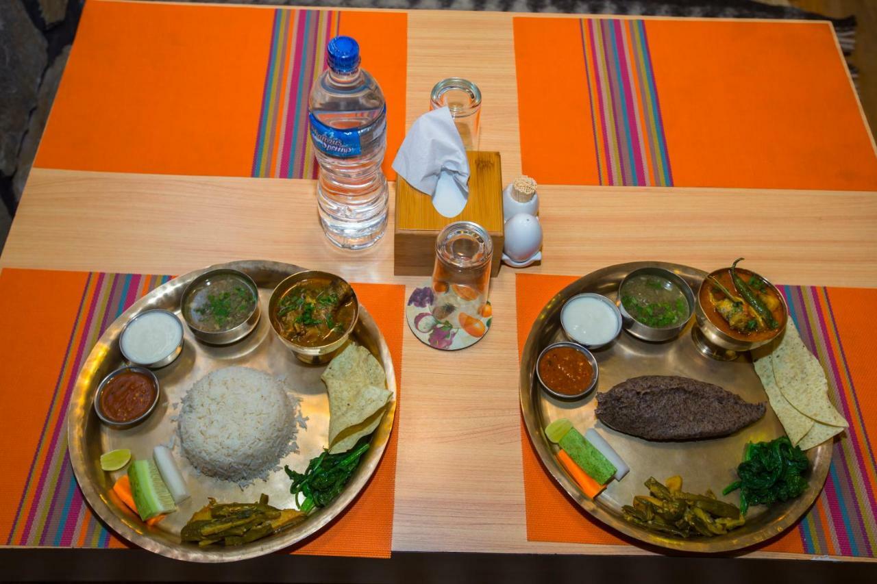 Hotel Task International Pokhara Eksteriør billede