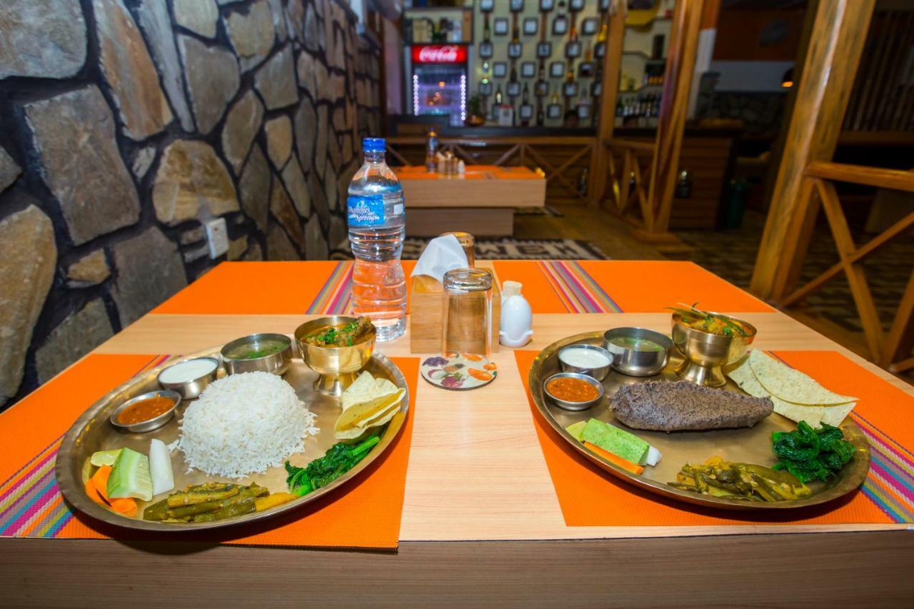 Hotel Task International Pokhara Eksteriør billede