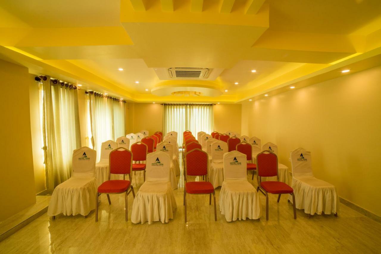 Hotel Task International Pokhara Eksteriør billede